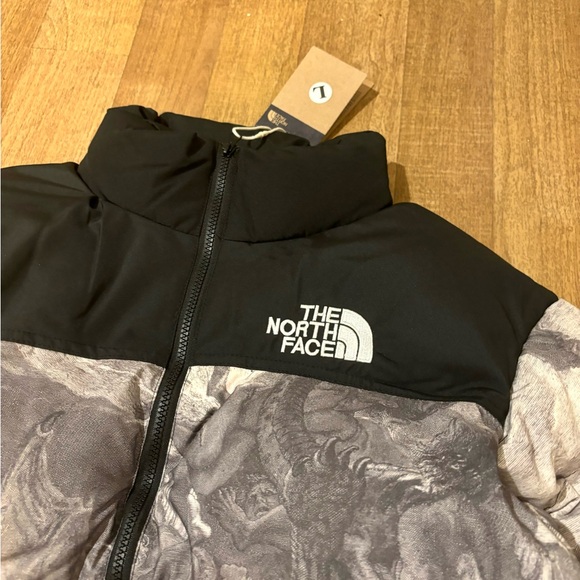 Brand New Supreme X The North Face Puffer Jacket - Picture 7 of 9